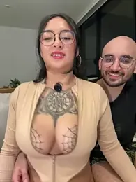 Rae_Lil_White webcam model stream image