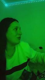 Beebeesitafeet webcam model stream image