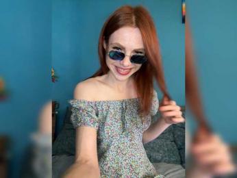 Golden_flower webcam model stream image