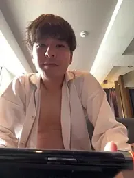 yuuki8910 webcam stripchat model stream image