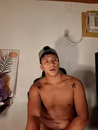 Felix_Asher webcam model stream image