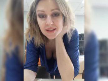 LagoonJoy webcam model stream image