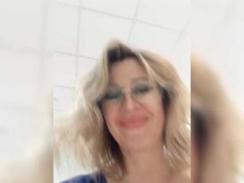 LagoonJoy webcam model stream image