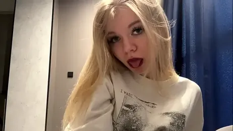 ZenZestX webcam stripchat model stream image