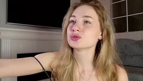 WelliCaren webcam model stream image