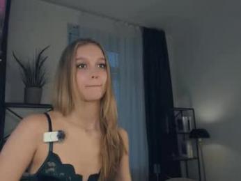 alicemelison webcam chaturbate model stream image
