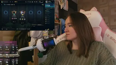 MoonlishSiren webcam stripchat model stream image