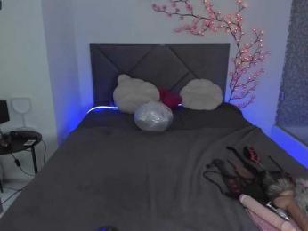 CassieEvans webcam bongacams model stream image