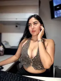 Sofia_Collins- webcam model stream image