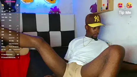 Aroonsexyboy webcam model stream image