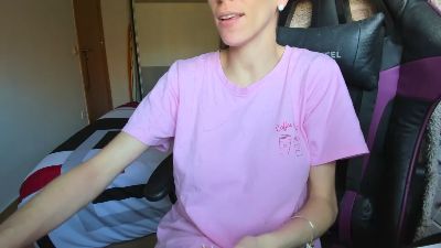 Vampirosa webcam model stream image