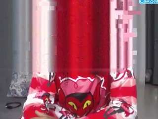 yohatinelly webcam model stream image