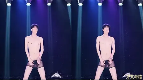 GGBond-02 webcam stripchat model stream image