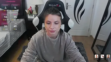 AmyPure_ webcam model stream image