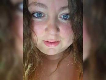 FLUFFY_BEAUTY webcam model stream image