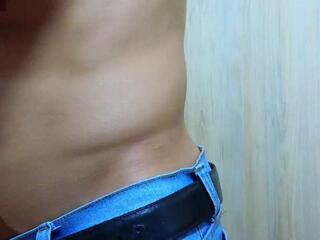 Ethan G webcam model stream image