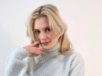 DionTarzia webcam livejasmin model stream image