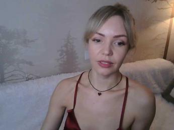 Red_Rose_98 webcam model stream image