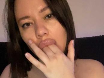 VikaSpace webcam bongacams model stream image