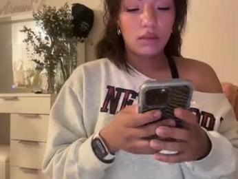 23reasonswhy webcam model stream image