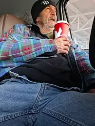 Hotbodyscottie webcam model stream image