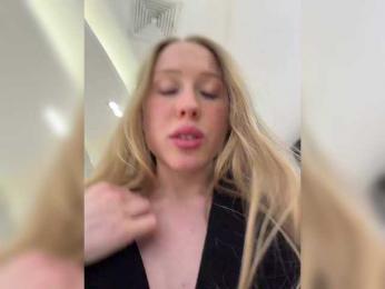 LiiBaby webcam bongacams model stream image