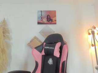 gilary webcam camsoda model stream image