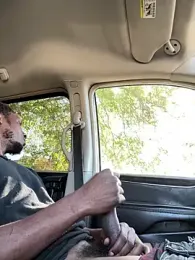 Hardguyy webcam model stream image