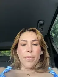 LeaGambit__ webcam model stream image