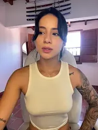 Ale_Lewis webcam model stream image