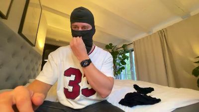 LiveDickOn webcam model stream image