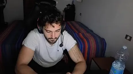 Al3xox02 webcam model stream image