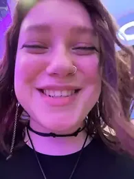 lucy-joy webcam stripchat model stream image