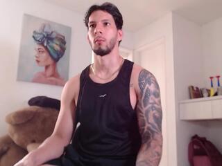 Andrew Mathews webcam model stream image