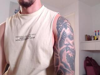 Andrew Mathews webcam model stream image