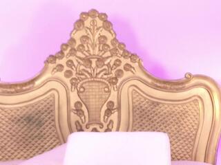 Camila T webcam model stream image