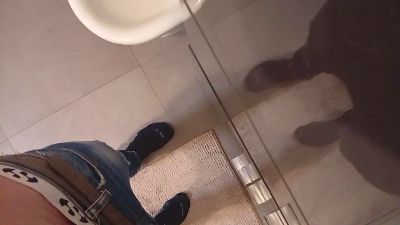 vale860 webcam model stream image