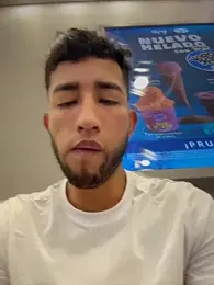 liam_bronw webcam model stream image