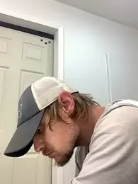 Midwestalpha webcam model stream image