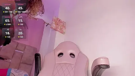 Mia_royal webcam model stream image