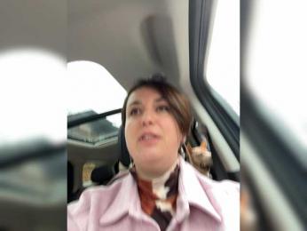 Mari webcam bongacams model stream image