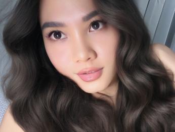 ErzabelLew webcam model stream image