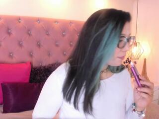 Monika Ortiz webcam model stream image