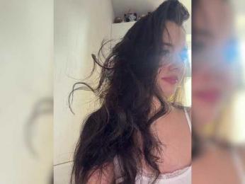 Taanni webcam bongacams model stream image