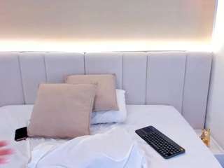 latinfussion webcam model stream image