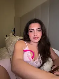 cute_carly_ webcam model stream image