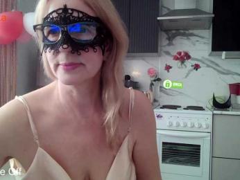 _Desirable_ webcam bongacams model stream image