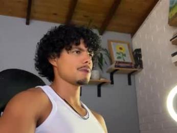 daniel0910s webcam model stream image