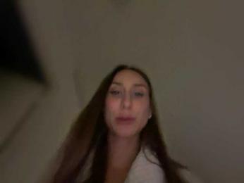 Layla69 webcam bongacams model stream image