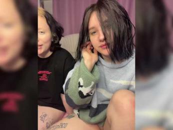 TeaseDuo webcam model stream image